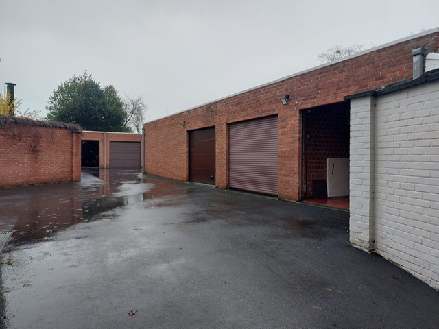 Garage for rent in Meulebeke - photo 5