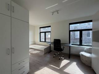 <p><strong>Investing in Hasselt</strong></p><p>This income-generating property is located in the bustling city of Hasselt, specifically in the main shopping district. Cellebroedersstraat offers the perfect location for both commercial businesses and residential tenants. We’re right in the city center, within walking distance of Hasselt Station, Leopoldplein—a great place to relax—and much more!<br />The property has undergone an energy-efficient renovation and consists of 12 furnished, modern student rooms. <br /><br />Would you like more information or to schedule a site visit? That’s possible! Contact our Investment Real Estate Expert: Jacky at 0495 53 46 49 or jacky@connect-immo.be<br /> </p>