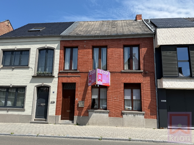 Ruime te renoveren woning met tuin - centrum Geel! - foto 1