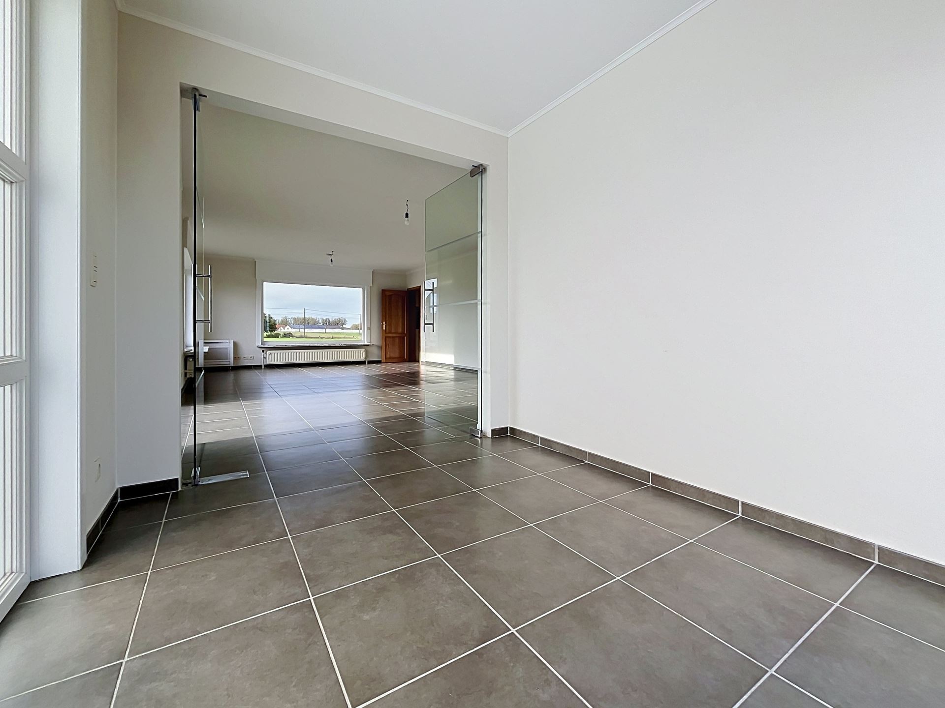 Maison à louer à Zonnebeke avec 3 chambres - photo 4