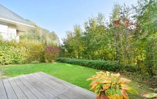 TE KOOP IN AALSTRustig en centraal gelegen gelijkvloers appartement met tuin.Ontdek dit ruime en comfortabele gelijkvloerse appartement van maar...