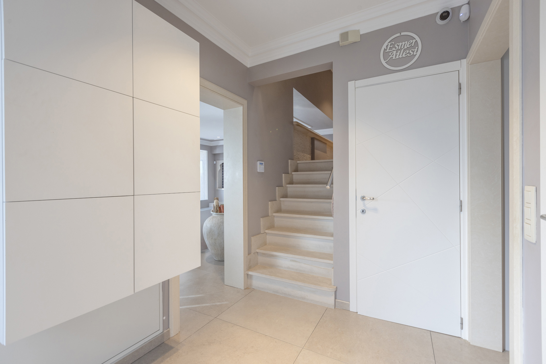 Maison familiale prête à emménager avec superbe vue dégagée. - photo 4