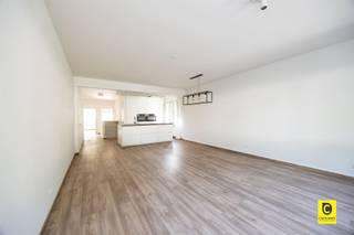 Stijlvol gelijkvloers wonen op een toplocatie bij het MiddelheimparkBent u op zoek naar de perfecte match tussen stadscomfort en groen? Dit...