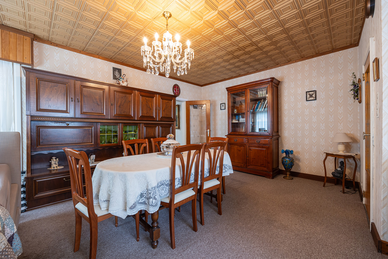 Halfopen woning op 575 m² met garage, carport en diepe tuin – te renoveren - foto 5