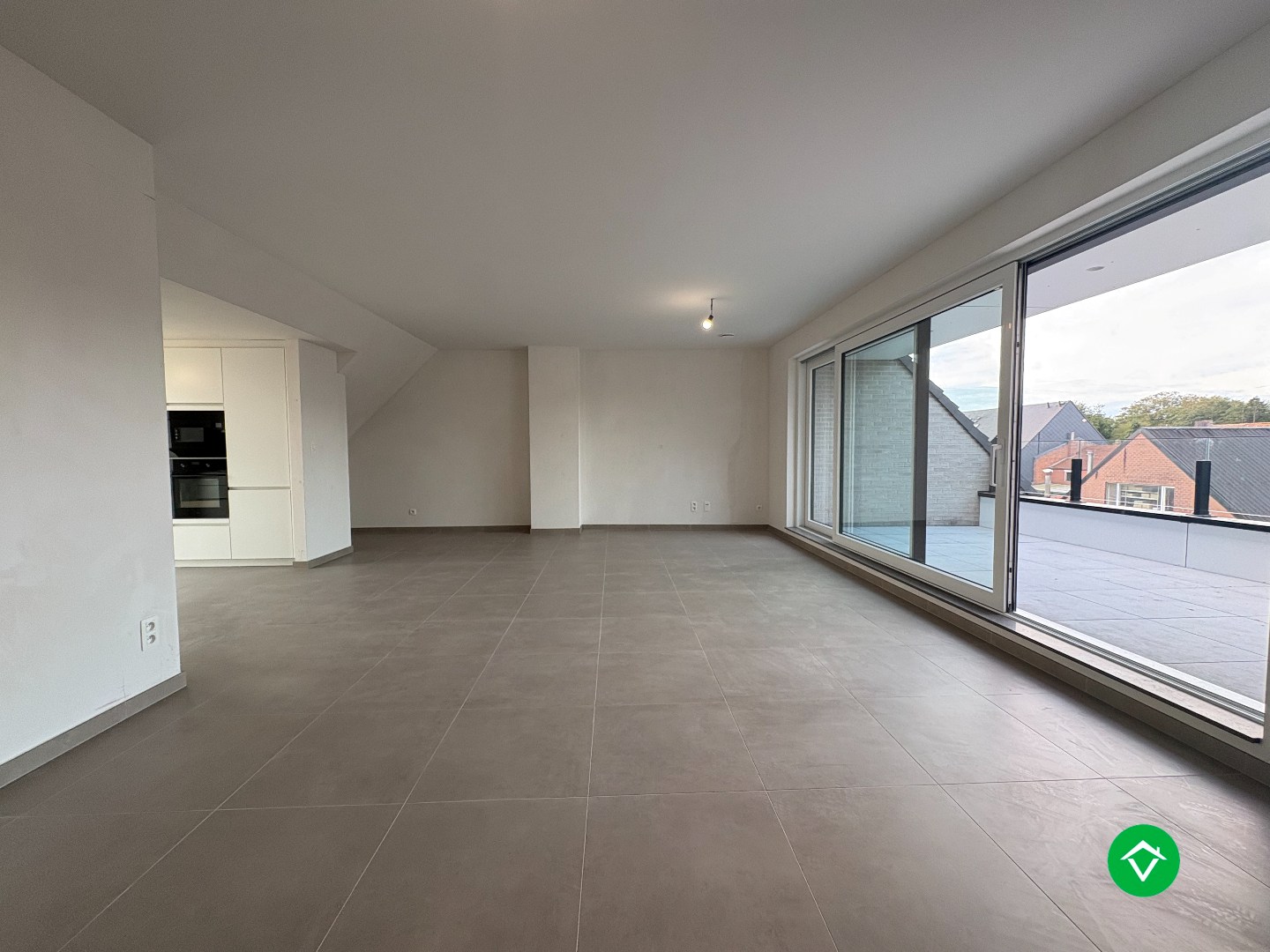 Nieuwbouwappartement met 2 slaapkamers en 2 terrassen in centrum Koekelare - foto 5