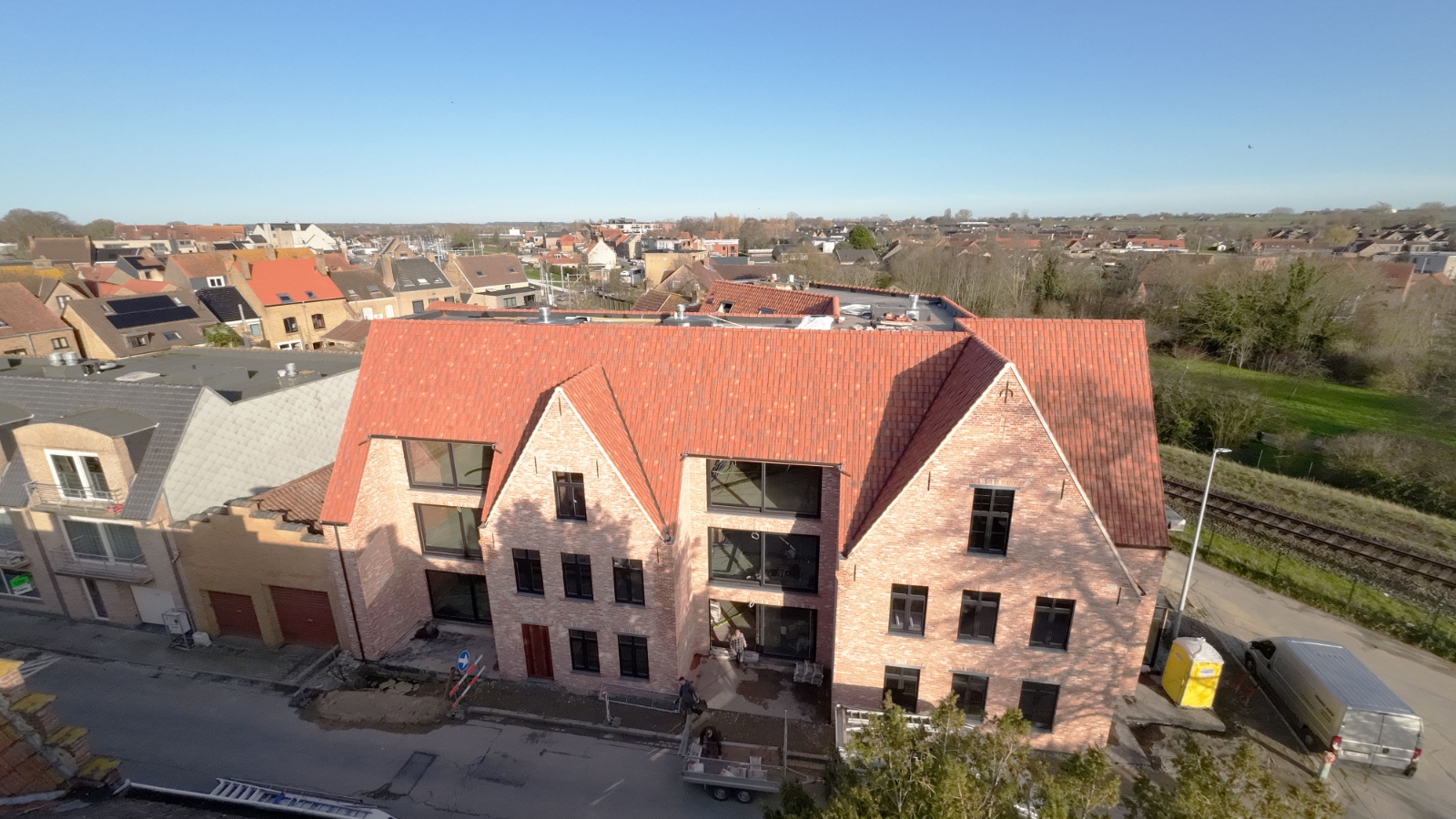 Kleinschalige en energiezuinige 'Residentie Het zonnig hoekje', bestaande uit 12 energiezuinige en ruime appartementen. - foto 2