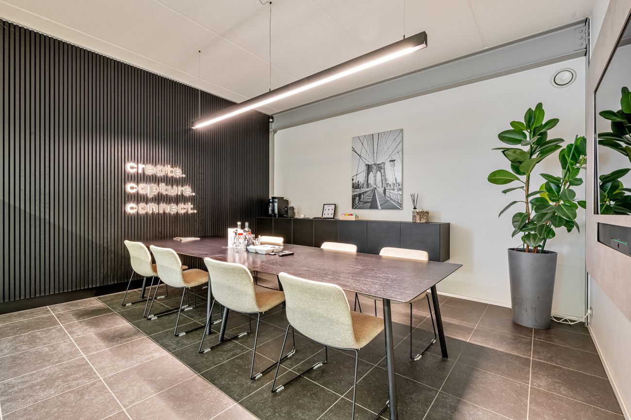 Multifunctioneel bedrijfsgebouw van 6.998 m² vlakbij de E17 - foto 4