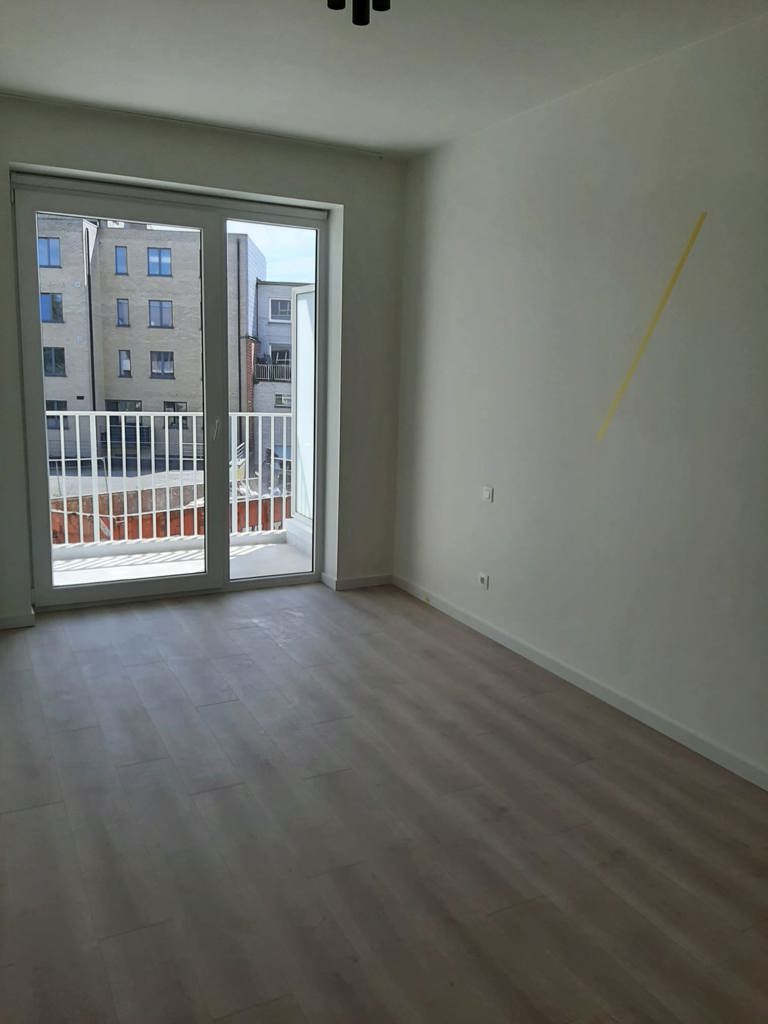 Tweekamerappartement met terras en twee binnenstaanplaatsen - foto 5