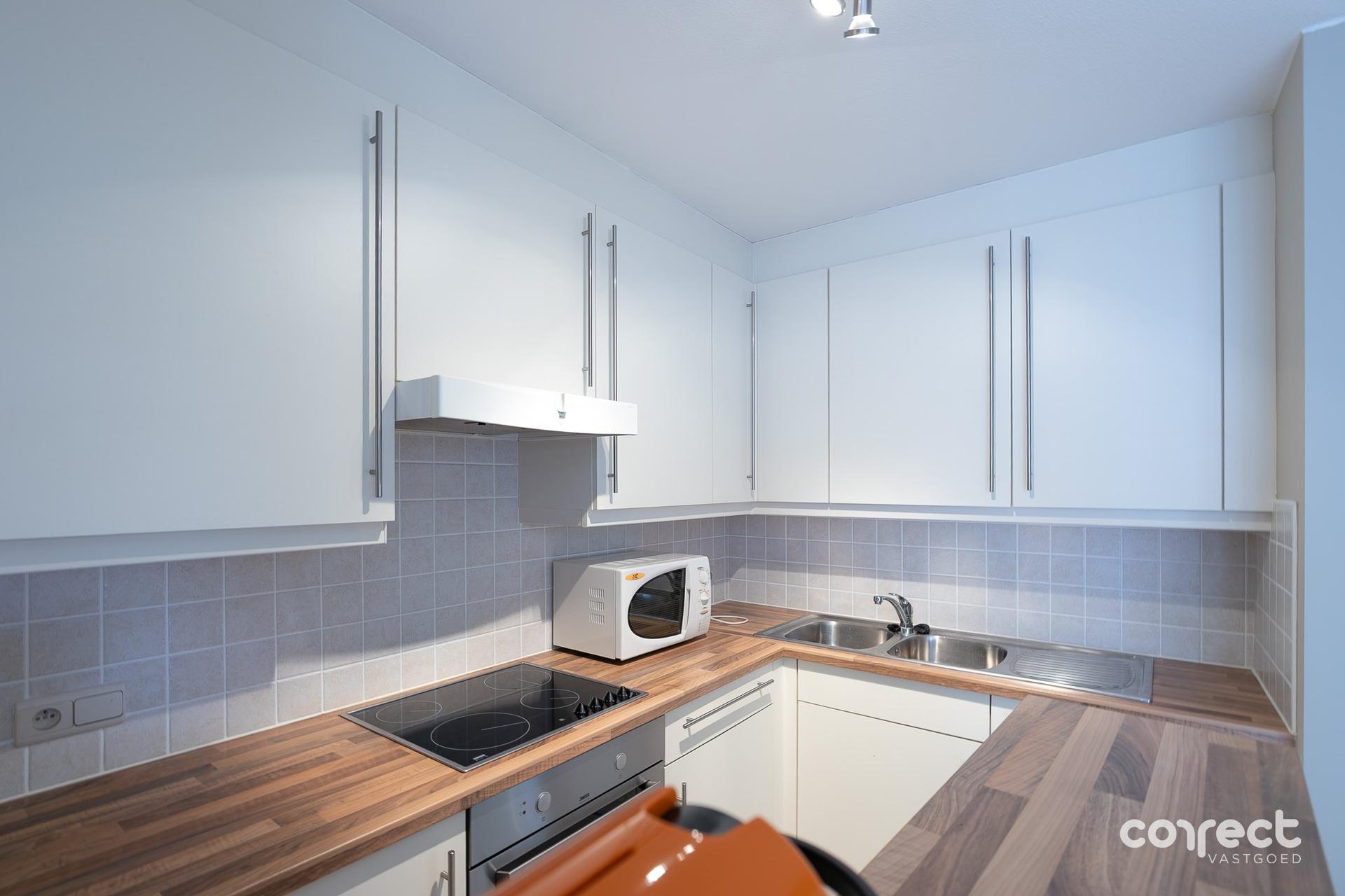 Instapklaar appartement met 2 slaapkamers en terras. - foto 4