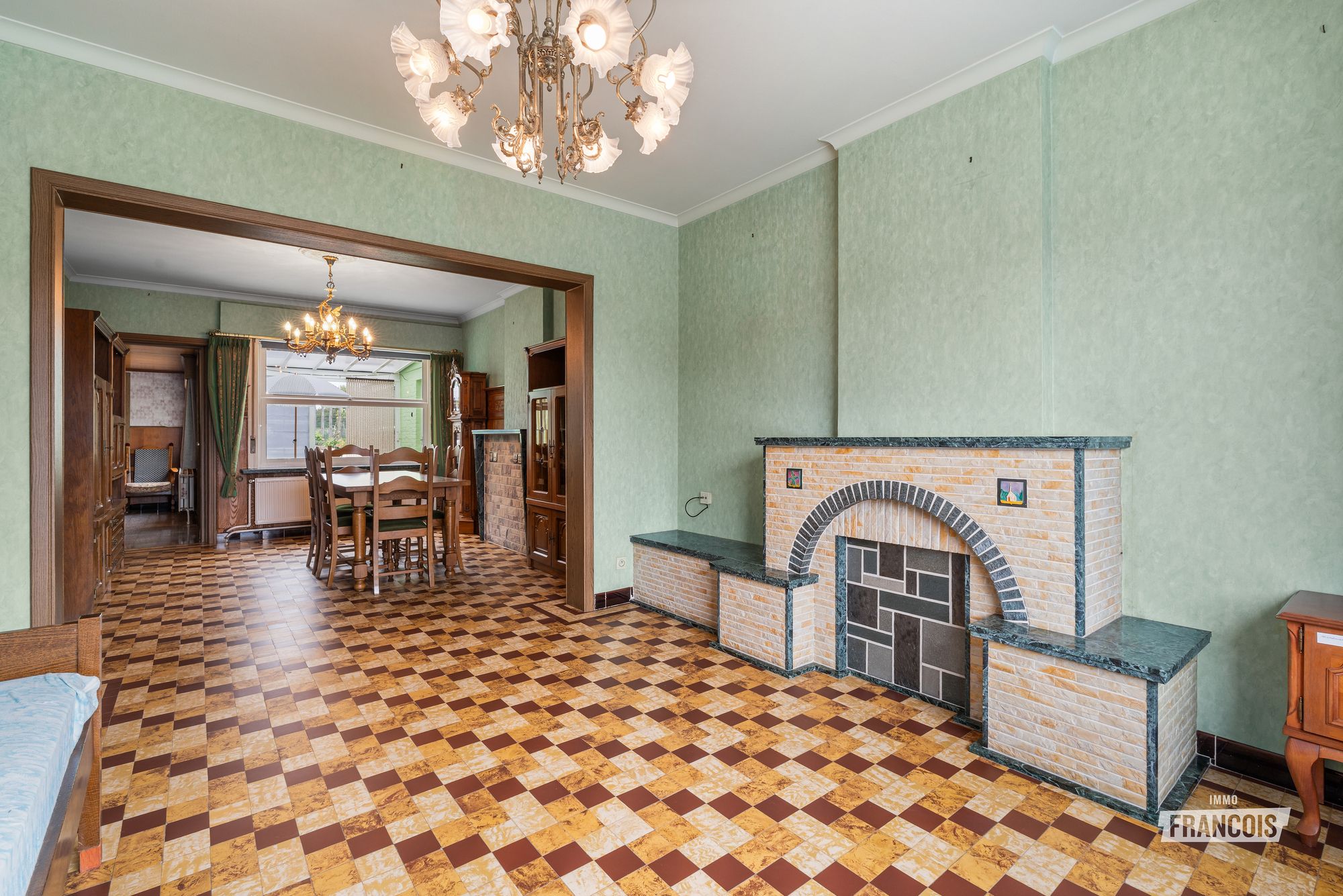Te renoveren halfopen bebouwing met 3 slaapkamers en ruime tuin - foto 5
