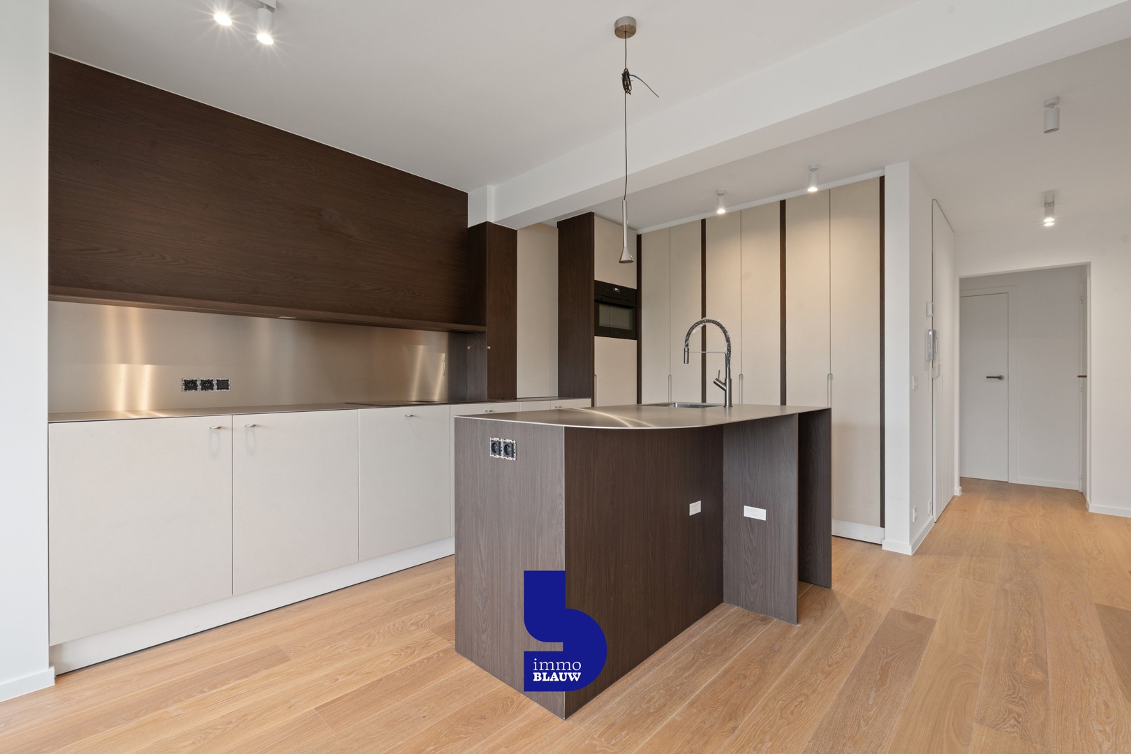 Gerenoveerd appartement met zicht op groen. - foto 3