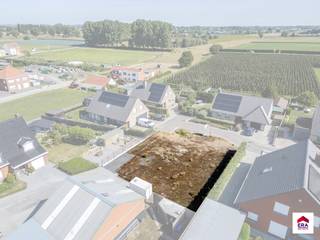 Te koop: Bouwgrond 458 m² voor vrijstaande woning – Sint-Hubertusstraat, DentergemIn de rustige Sint-Hubertusstraat te Dentergem bieden wij u een...