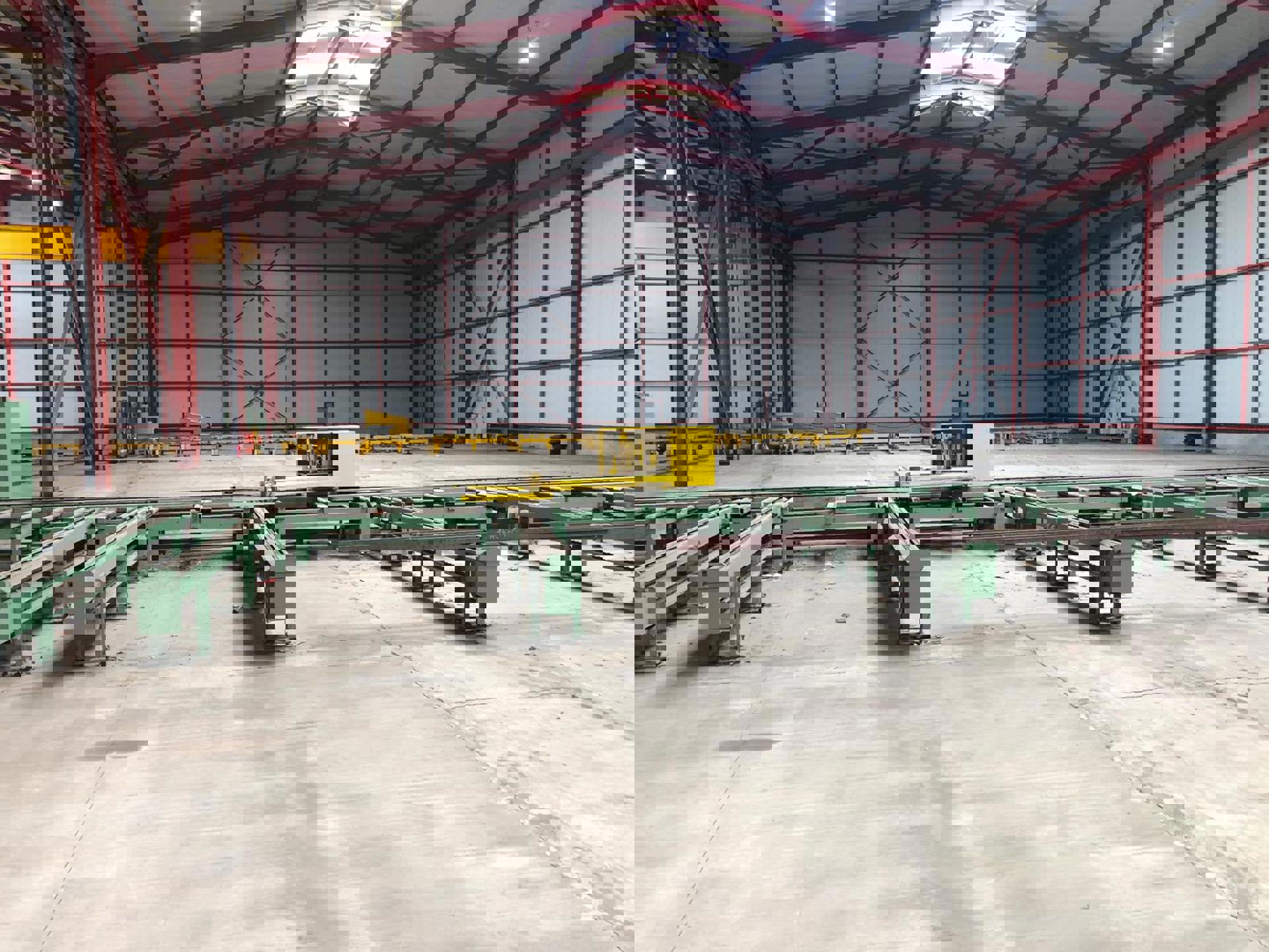 Magazijn 2.000m² met ev. buitenopslag te Mechelen-Noord - foto 2