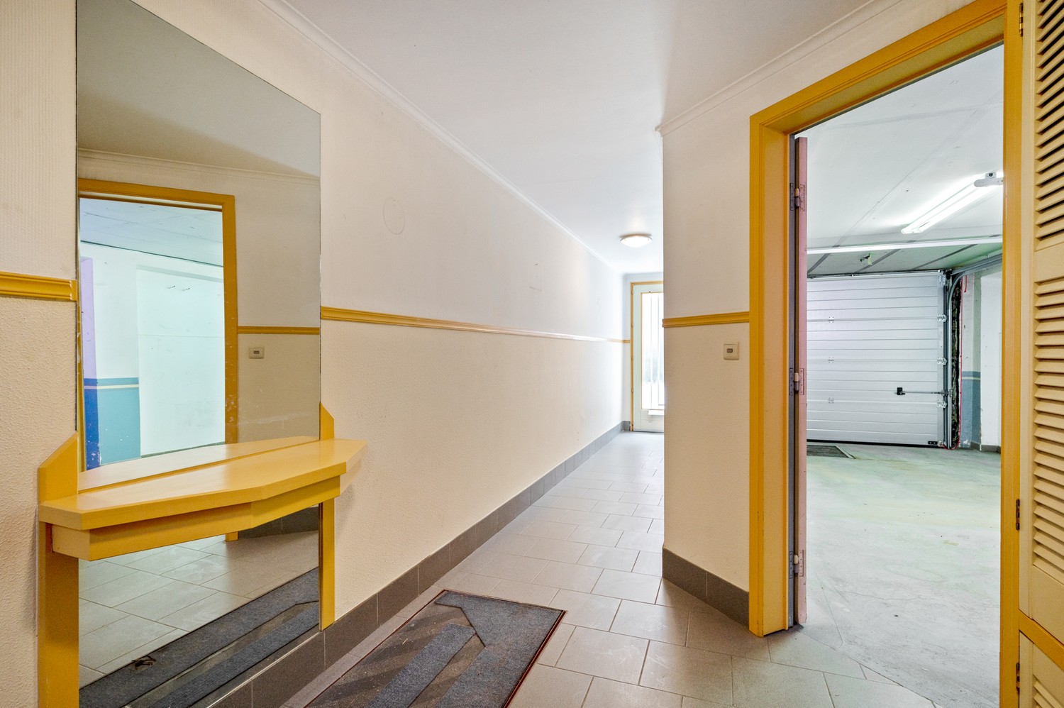 Charmante woning met 2 slaapkamers en een garage in Borgerhout - foto 3