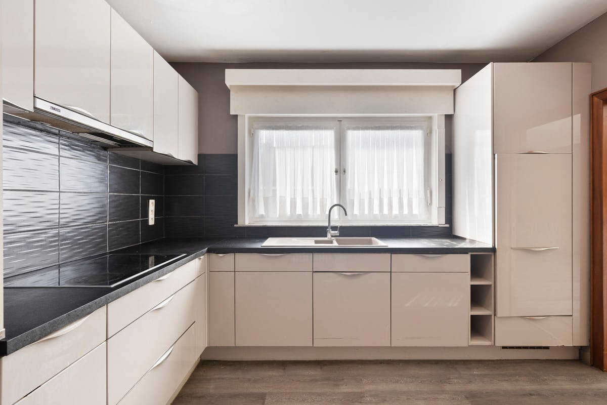 appartement met 2 kamers op toplocatie te koop in Harelbeke - foto 5