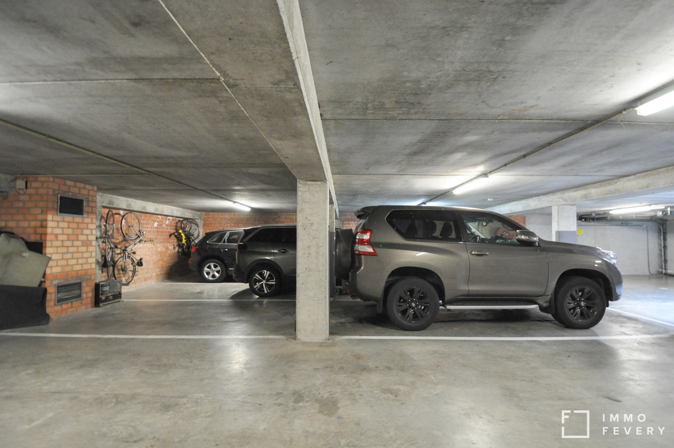 Garage for rent in Knokke-Heist - photo 4