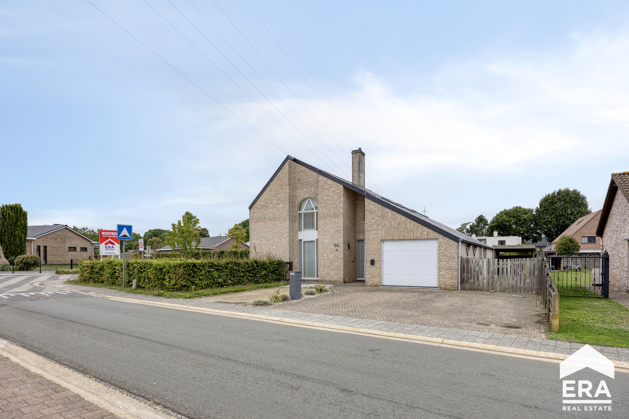 Instapklare ruime villa in een rustige woonwijk te Geel! - foto 2