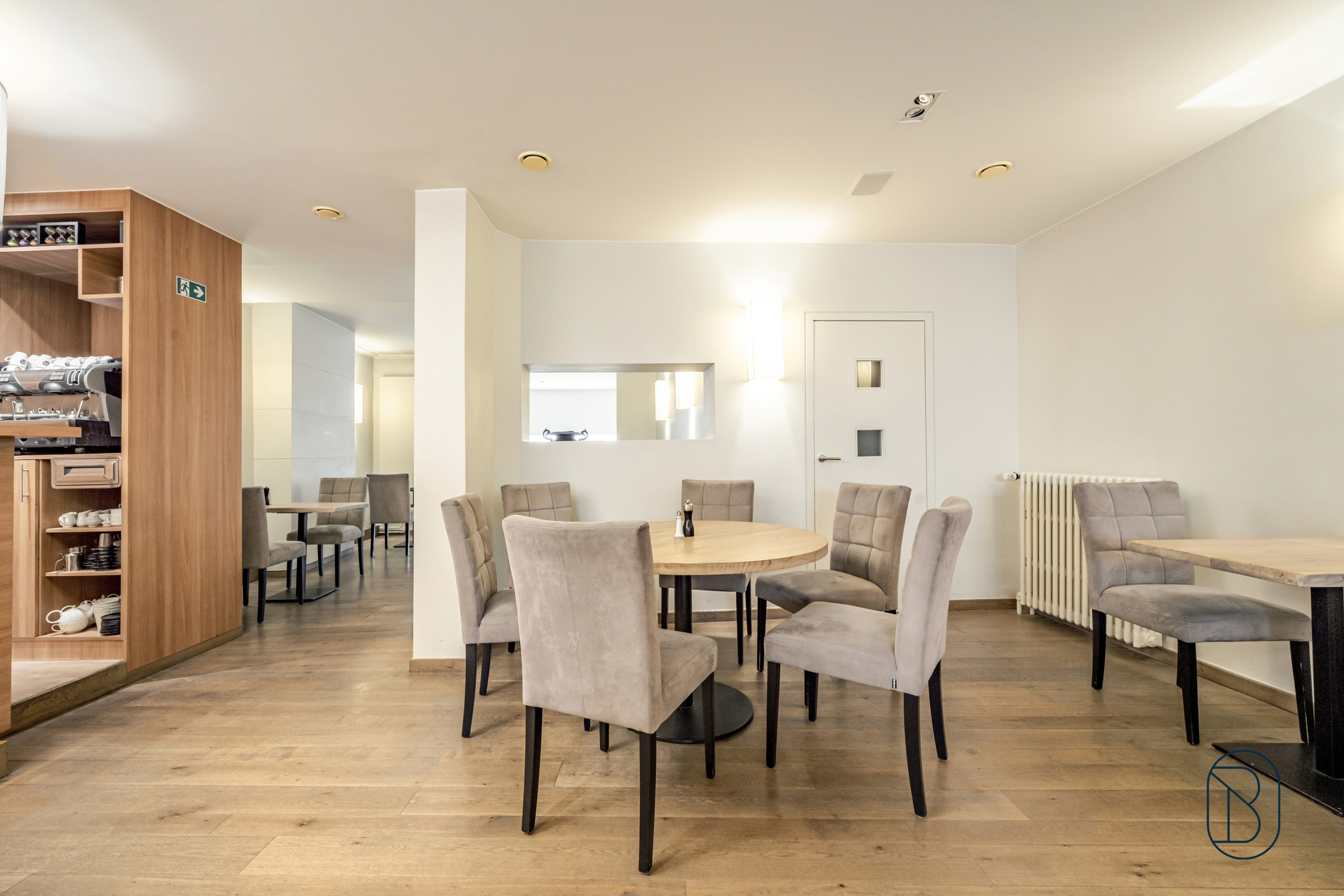 Mooi ingerichte horecazaak met terras en 2 woonsten! - foto 4