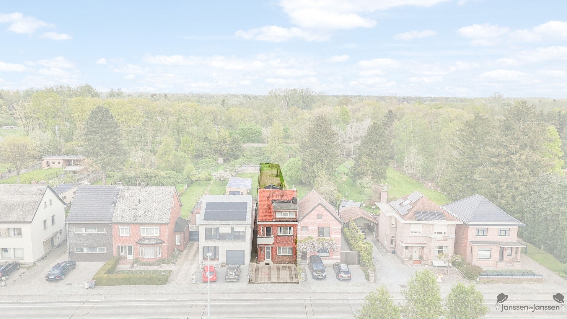 Instapklare gezinswoning met ruimte, comfort en een prachtige tuin in Mol - foto 2