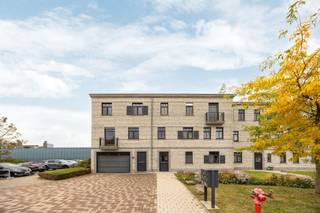 Welcome to Buizegemhof 2, in the middle of the beloved Buizegem neighborhood in Edegem.Here you live quietly, stylishly and comfortably - in...