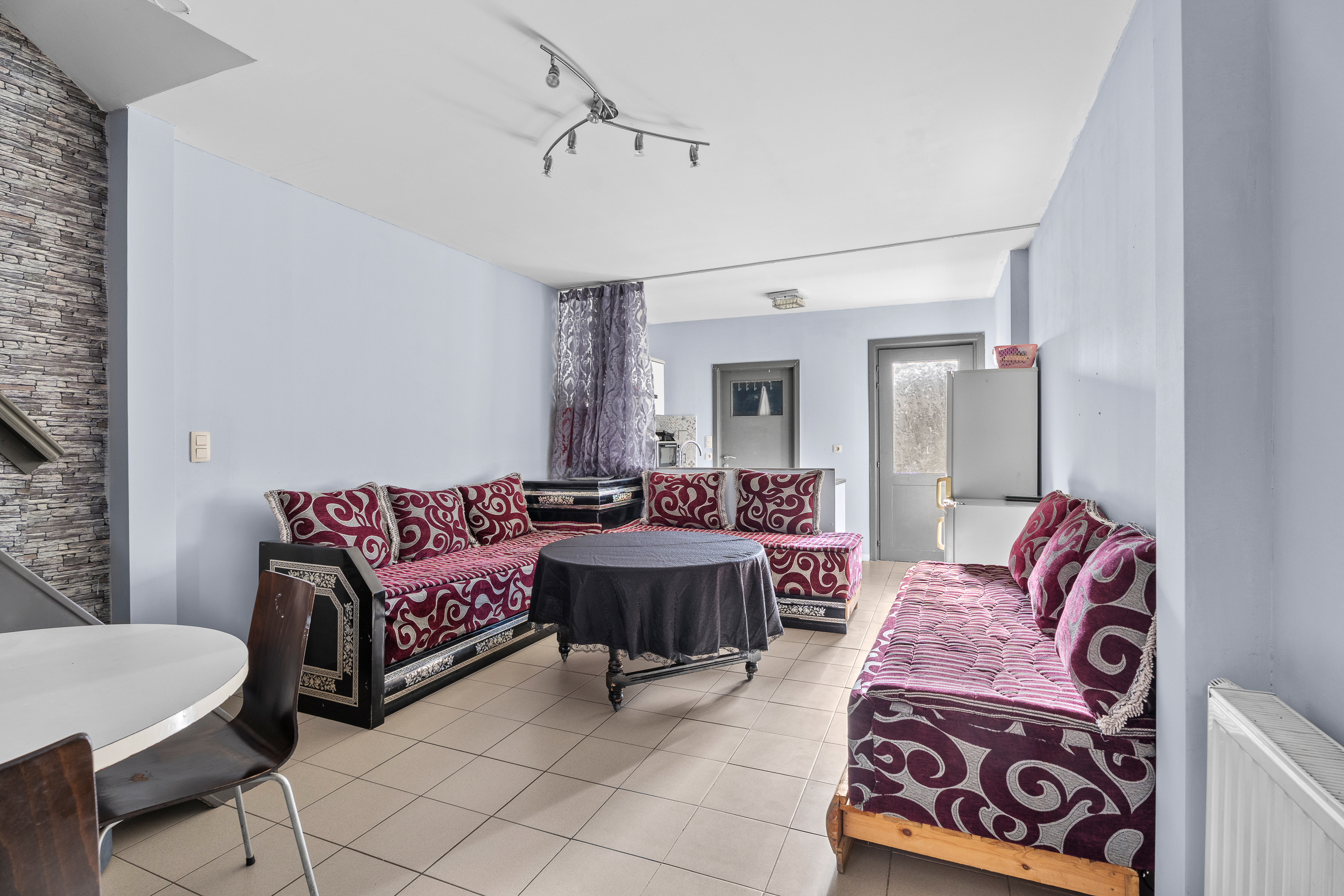 Instapklare, volledig gerenoveerde woning in centrum Lokeren - foto 2