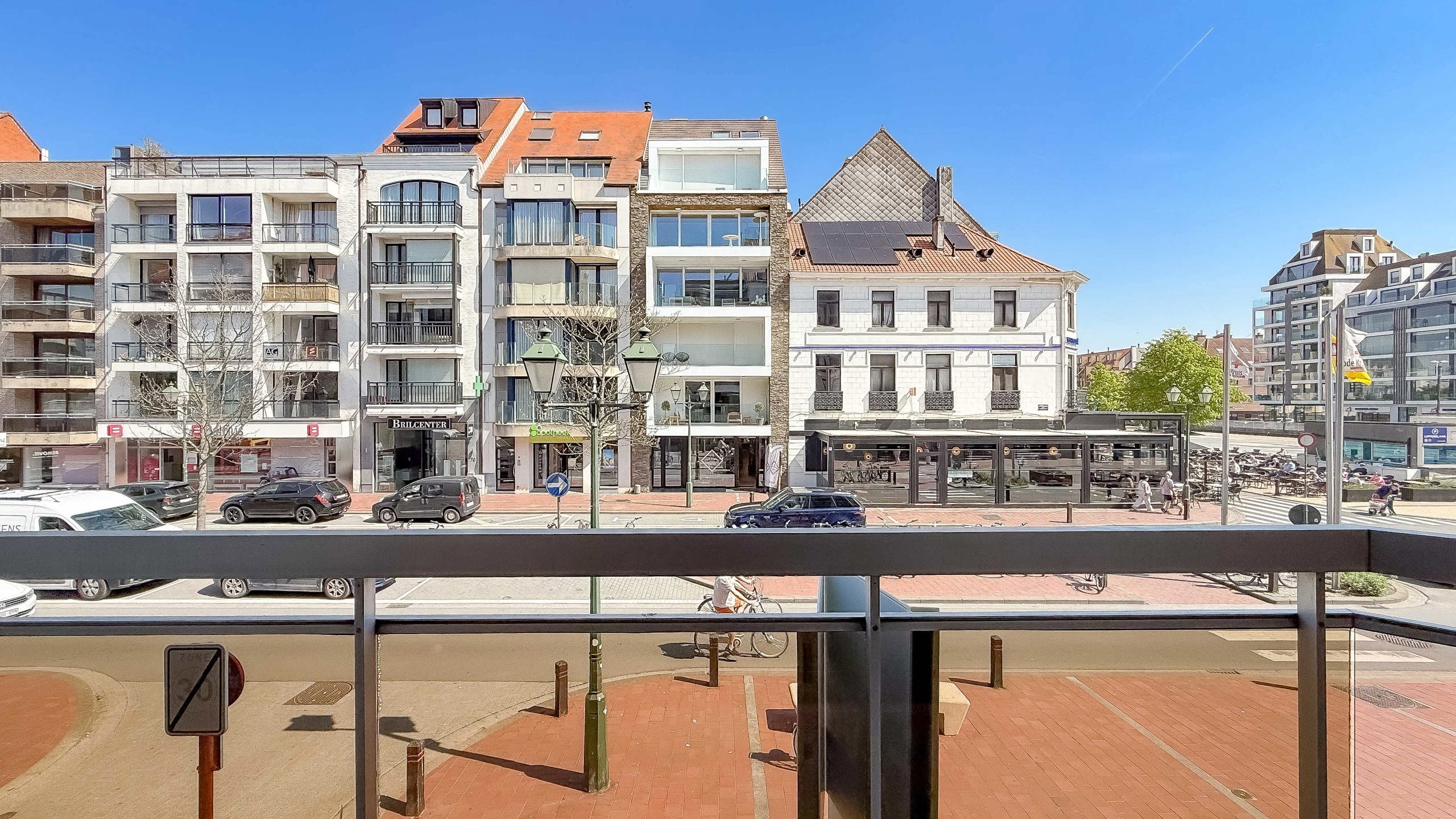 Apartment for sale in Knokke-Heist with 3 bedrooms - photo 4