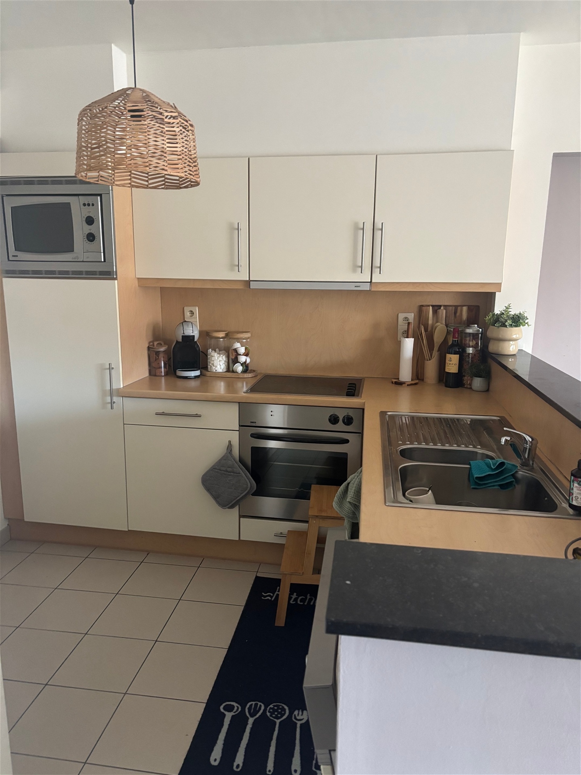Appartement met 2 kamers gelegen in het centrum - foto 3