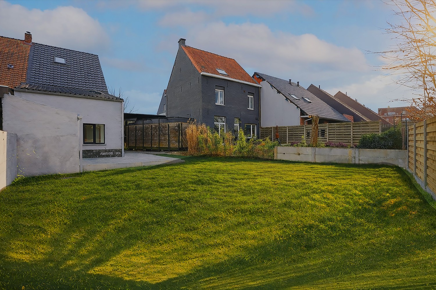 Volledig gerenoveerde energiezuinige woning (EPC A) en tuin in hartje Rumbeke - foto 1