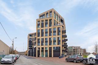 Dit appartement is gelegen op wandelafstand van het centrum van Veurne en nabij heel wat voorzieningen. (Winkels, scholen, het openbaar vervoer,...