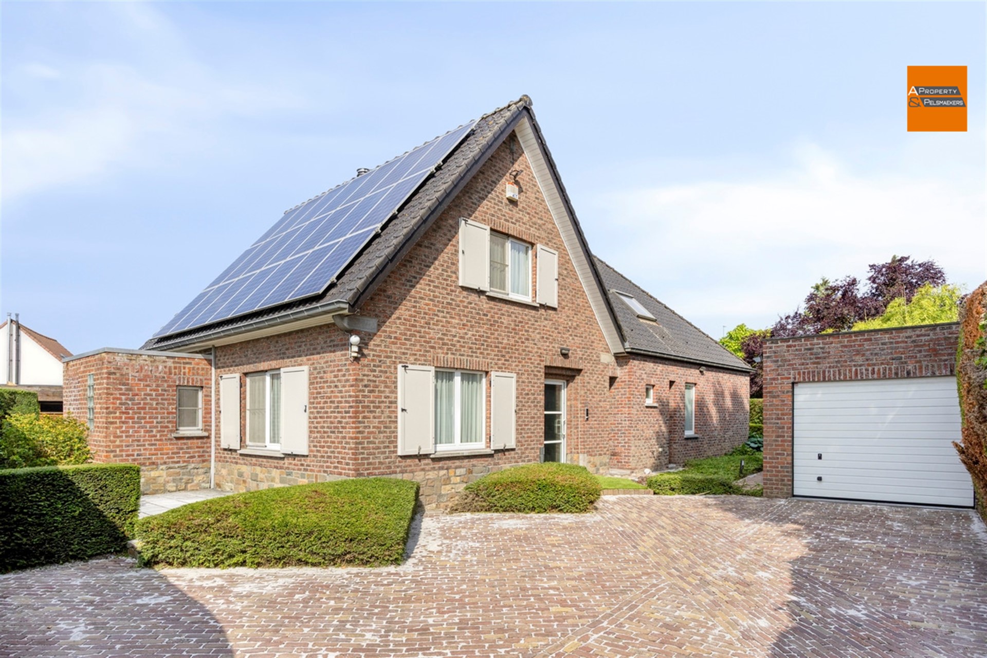 Gerenoveerde villa 3 kamers met prachtige tuin. - foto 2