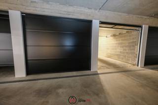 Centraal gelegen ondergrondse afgesloten garages in Residentie Bolderberg in het centrum van Bolderberg.Zeer goed gelegen vlakbij het circuit van...