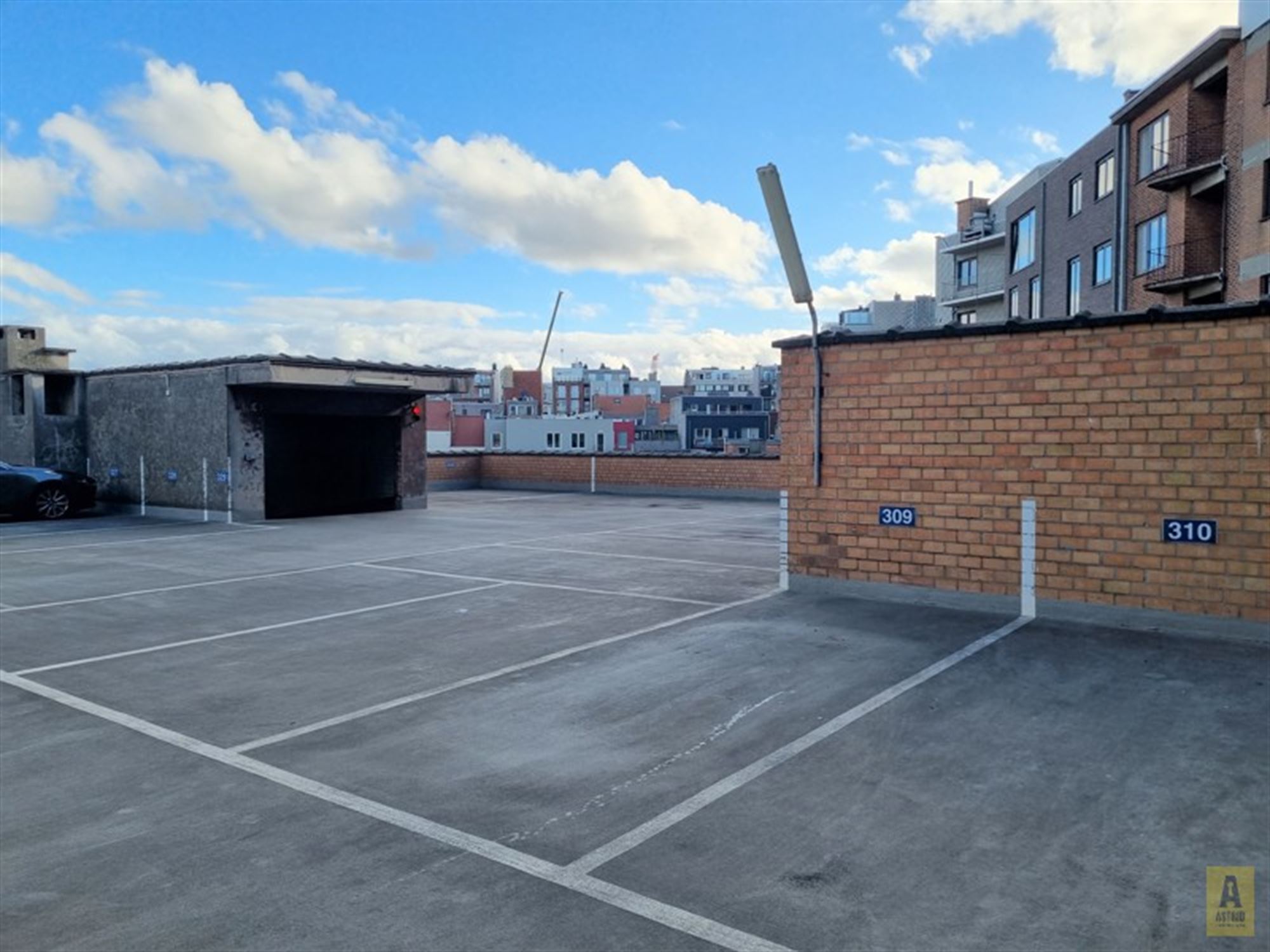 Garage à louer à Ostende - photo 1