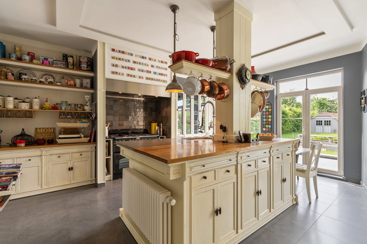 Exclusieve villa met polyvalente ruimte te koop in Kobbegem - foto 5