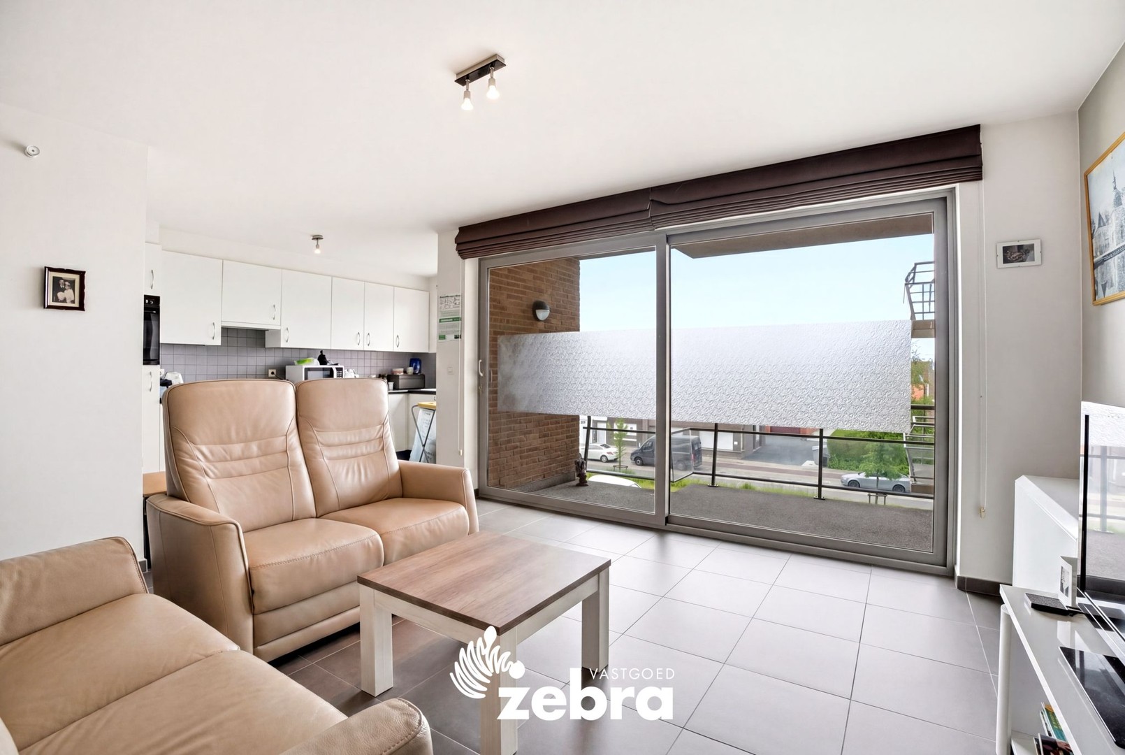 Instapklaar appartement met 2 terrassen nabij centrum Roeselare! - foto 3