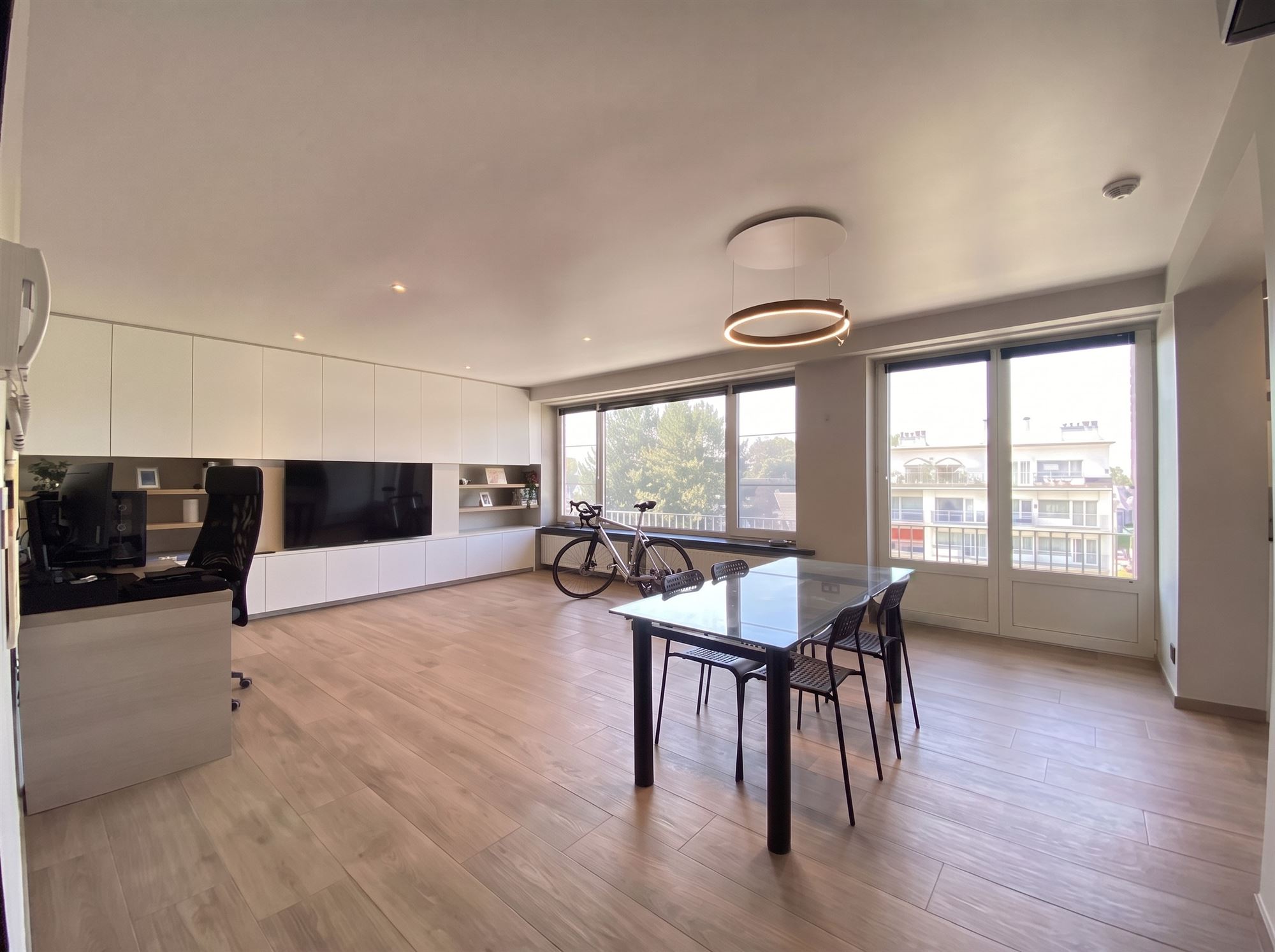 Instapklaar luxueus gerenoveerd 3 slaapkamer appartement met garage op toplocatie in Gent - foto 4
