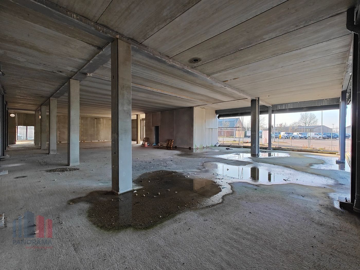 503 m² SHOWROOM/KANTOOR OP ABSOLUTE TOPLOCATIE IN ZEDELGEM - photo 5