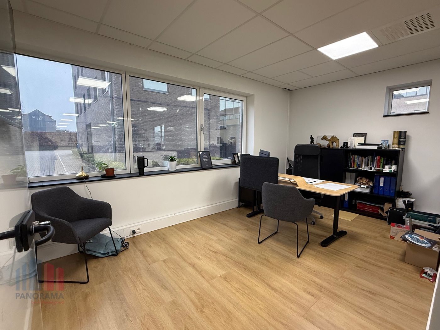 Lichtrijke kantoorruimte van 241 m² nabij de E19 - foto 5