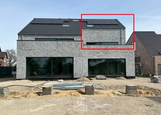 Ontdek dit nieuwbouwappartement op een goed bereikbare locatie, waar comfort en energiezuinig wonen centraal staan. Het appartement is...