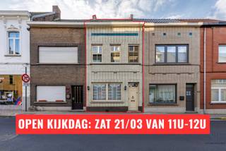 Zaterdag 21/03 tussen 11u tot 12u : BEZOEKDAG . <br /><br />De woning beschikt over een inkomhal die toegang geeft tot de aangename leefruimte, gevolgd door de lichtrijke keuken met aanpalende berging/wasplaats (met douchecel) en badkamer. <br />Vanuit de leefruimte en keuken heb je toegang tot het knusse binnenkoertje. <br />Op de bovenverdieping bevinden zich een nachthal, 2 (slaap)kamers en een afzonderlijk toilet. <br />Extra bergruimte gegarandeerd dankzij de praktische kelder én zolder.<br /><br />Centrale ligging, alle voorzieningen bevinden zich op wandelafstand: het station van Zottegem, winkels, drank- en eetgelegenheden, scholen en andere faciliteiten zijn vlot bereikbaar. <br /><br />Bijkomend pluspunt: afzonderlijke garage (vlakbij de woning) kan optioneel aangekocht worden. <br /><br />Technisch top (geen renovatieplicht én een conforme elektrische keuring). Dé ideale woning voor wie comfortabel en centraal wil wonen.<br />Eveneens perfect als investering .