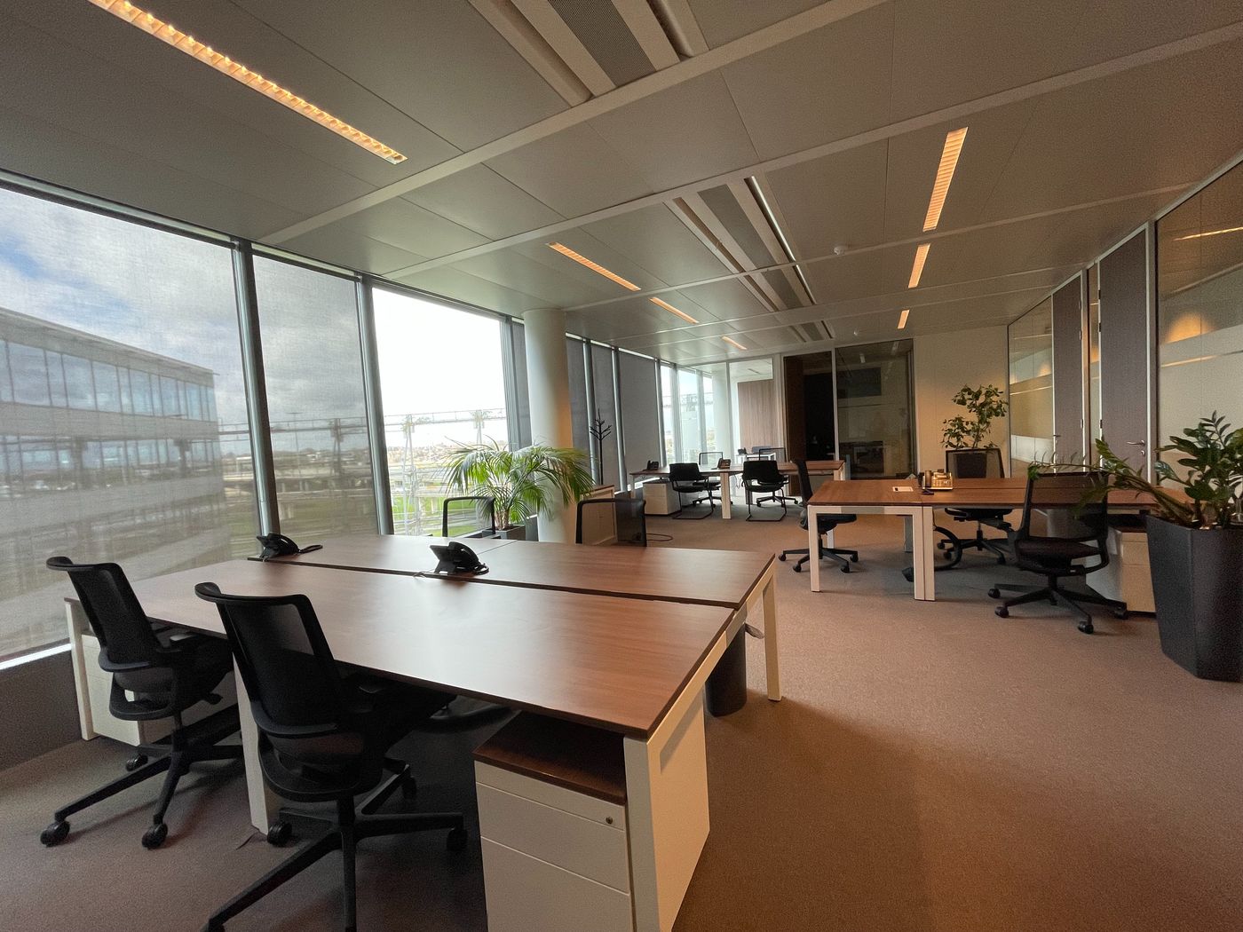 Instapklare co-working spaces van 200 m² nabij de A201 - foto 1