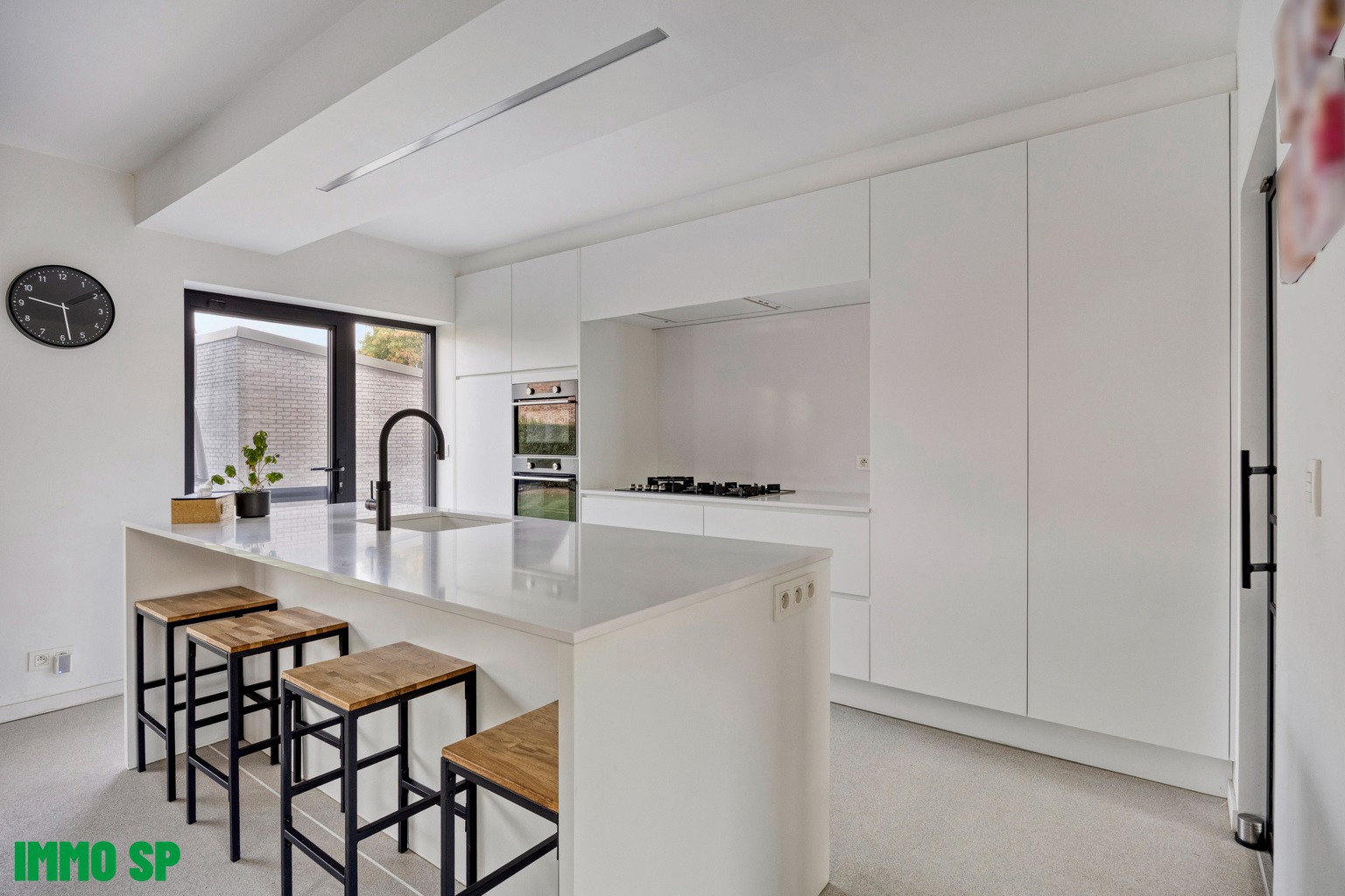 Zeer ruime gezinswoning met hoogwaardige afwerking. - foto 5