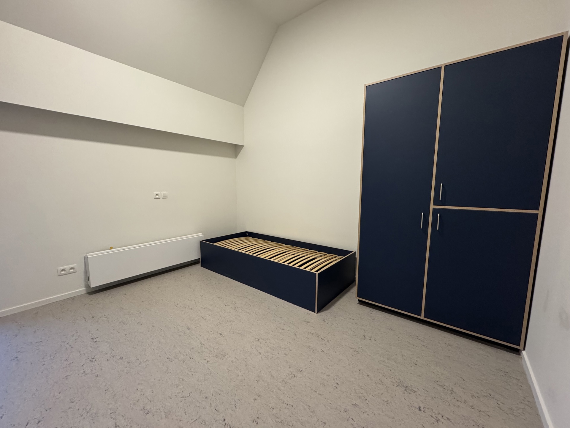 Nieuwbouw studentenkamer met eigen sanitair - foto 3