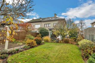 House for sale in Roosdaal