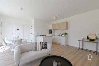 Un habitat luxueux et économe en énergie avec vue sur la verdure, à deux pas de Gand Cette résidence est idéalement située à proximité de plusieurs...