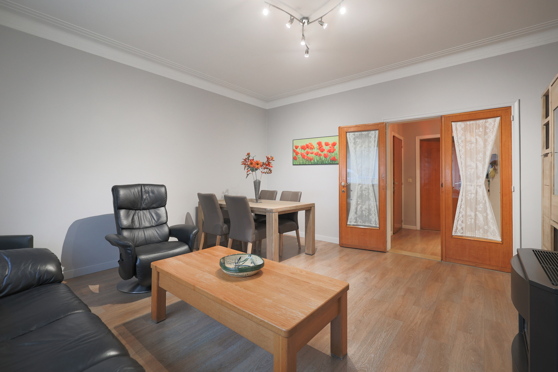 Apartment for sale in Borgerhout with 6 bedrooms - photo 3