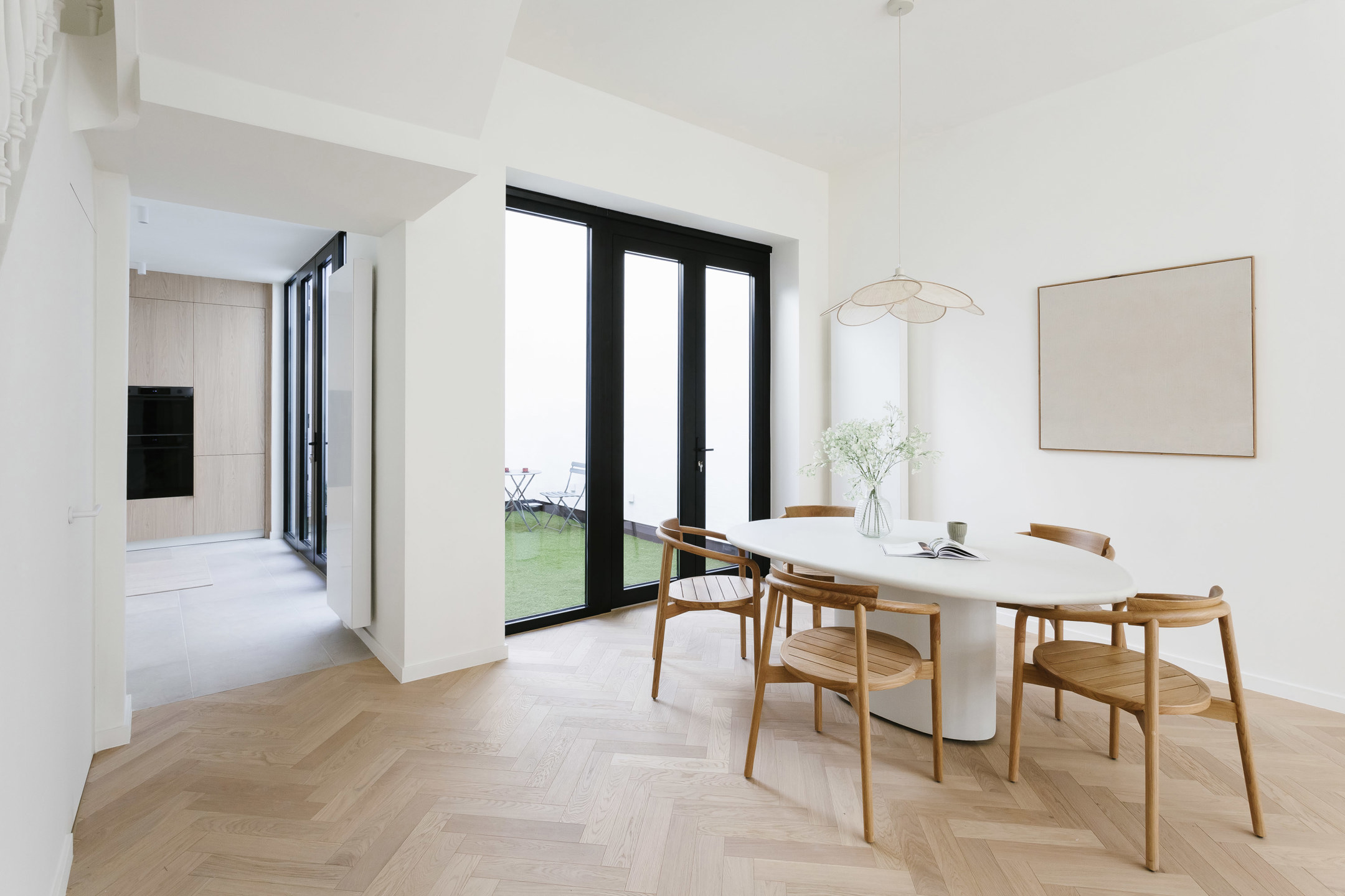 Lichtrijke herenwoning op toplocatie in hartje Antwerpen. - foto 3