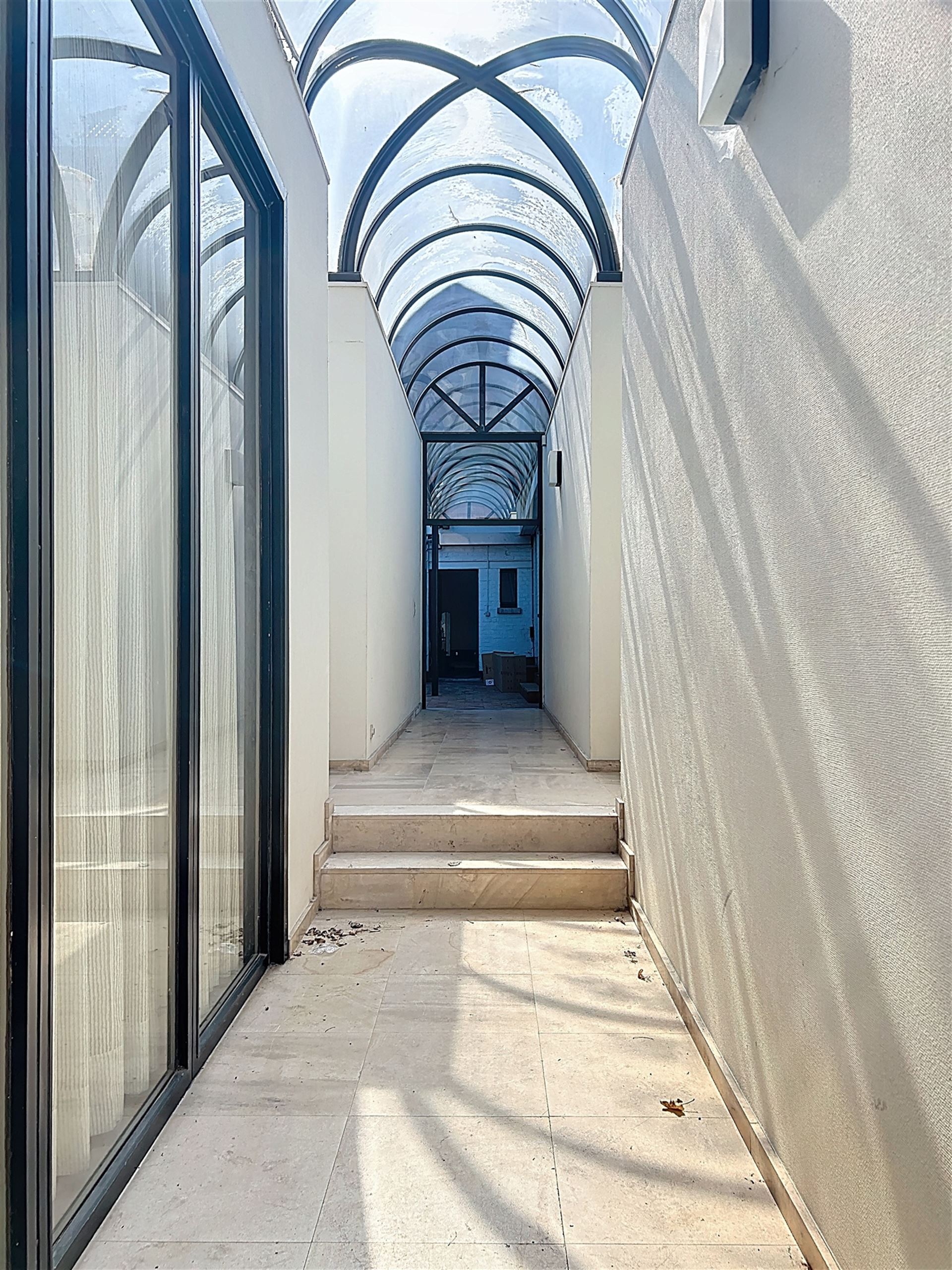 Commercial à vendre à Ypres avec 4 chambres - photo 4