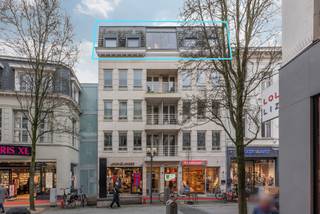 Instapklaar, uniek penthouse in hartje Turnhout. In de hoofdwinkelstraat van Turnhout bevindt zich dit uitzonderlijke penthouse van maar liefst...