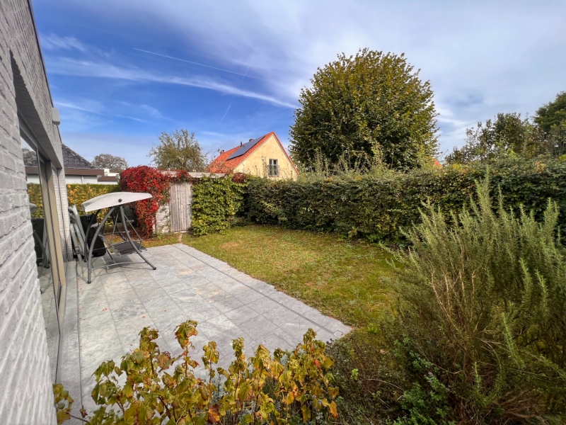 --- NIEUW --- Centraal gelegen, energiezuinige bungalow met 2 slaapkamers - foto 1