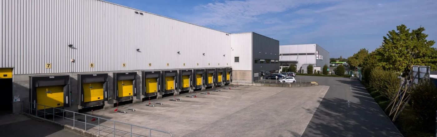 Entrepôt logistique de 9 376 m² avec bureaux À PROXIMITÉ de l'E19 - photo 3